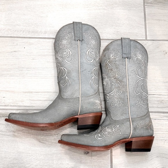 Shyanne Floral Embroidered Western Boots - Picture 2 of 3